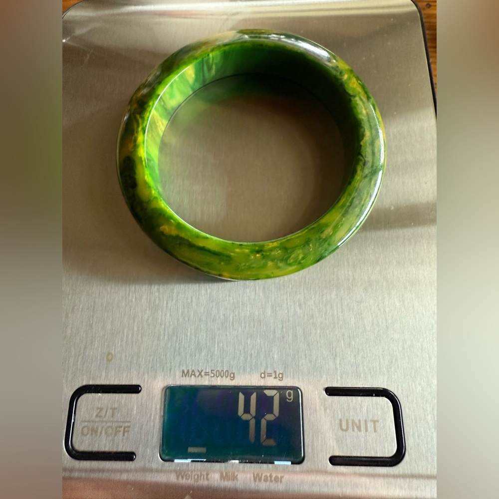 Vintage green marbled “spinach” Bakelite bangle - Picture 6 of 7
